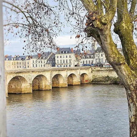 Quai 75 - 5 étoiles - Vue Vienne Châtellerault